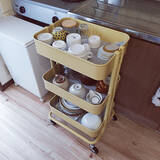 「おうちのあちこちで大活躍！キッチンワゴンを使った収納アイデア集」の画像4