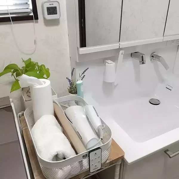 「どこに置いてもなじんで使いやすい♪IKEAのリーサトルプがある暮らし」の画像