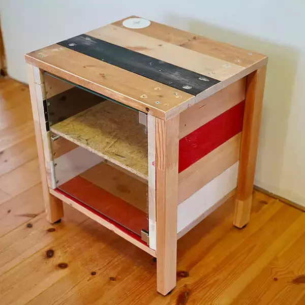 「とことんこだわって個性もプラス☆サイドテーブルDIYアイディア集」の画像