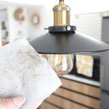 「家事がもっと楽になる！意外な場所で役立つお掃除シートの活用アイデア」の画像1