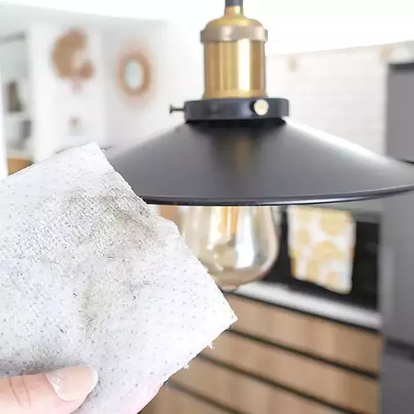 家事がもっと楽になる！意外な場所で役立つお掃除シートの活用アイデア