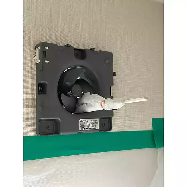 「家事がもっと楽になる！意外な場所で役立つお掃除シートの活用アイデア」の画像