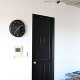 「置いても掛けても大活躍！どんな部屋にも馴染むIKEAの時計7選」の画像6