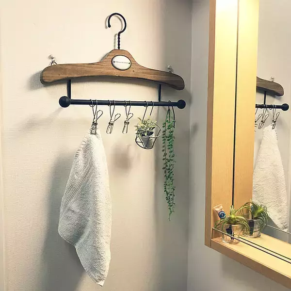 「浮かせる＆吊るすならおまかせ！シンプルに決める無印良品ワイヤークリップ」の画像