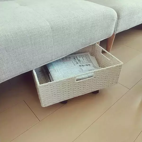 「移動や掃除、片付けもらくらく！便利なダイソーのキャスター付きアイテム」の画像