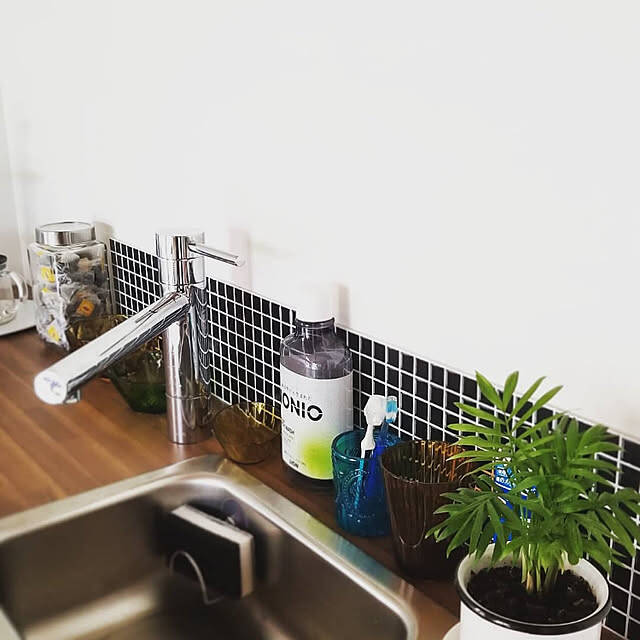 扱いやすくてDIYに最適！暮らしを快適にしてくれる100均のプラダン活用アイデア