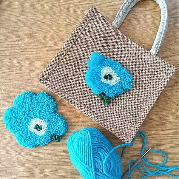 「おうち時間を楽しむ♪DIYで作るパンチニードル作品の実例集」の画像