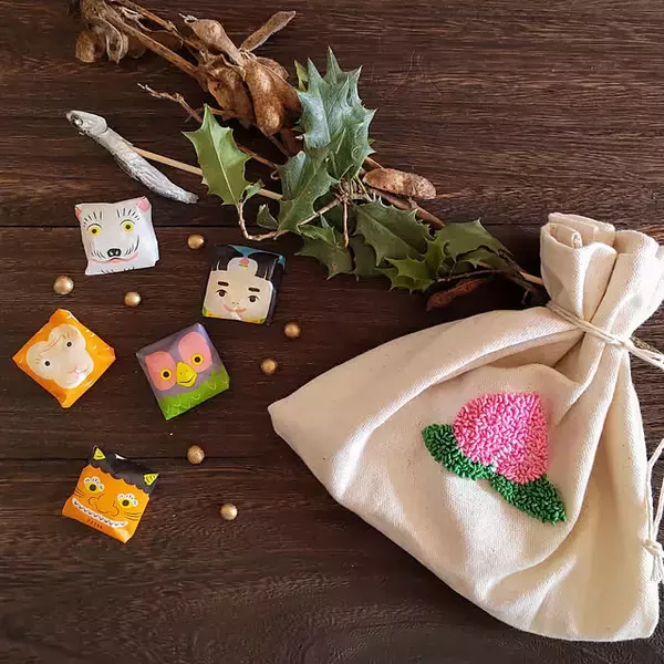 「おうち時間を楽しむ♪DIYで作るパンチニードル作品の実例集」の画像