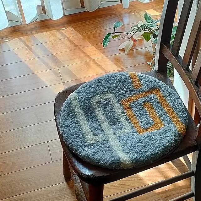 おうち時間を楽しむ♪DIYで作るパンチニードル作品の実例集