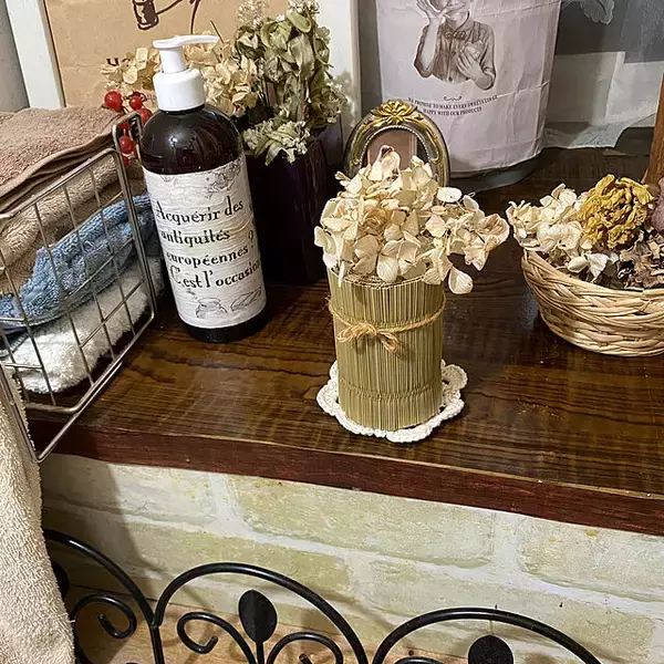 「スッキリ消臭、心地いい香りをプラス♪トイレをいい匂いにするアイデア」の画像