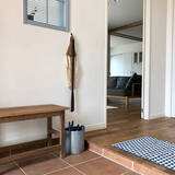 「玄関、ベランダ、お風呂の場所別にご紹介！参考にしたいサンダル収納のアイデア集」の画像2