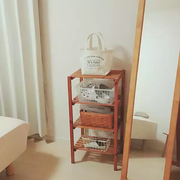 「玄関、ベランダ、お風呂の場所別にご紹介！参考にしたいサンダル収納のアイデア集」の画像