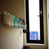 「玄関、ベランダ、お風呂の場所別にご紹介！参考にしたいサンダル収納のアイデア集」の画像7