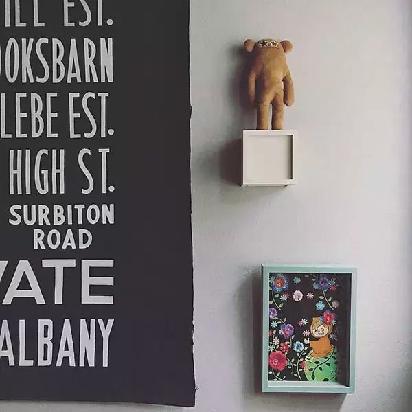 「ふわふわな癒しの相棒♡ぬいぐるみが置いてあるお部屋の実例10選」の画像