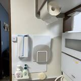 「調理も後片付けもスムーズに♪キッチンまわりを使いやすく整えるまな板収納のアイデア6選」の画像1