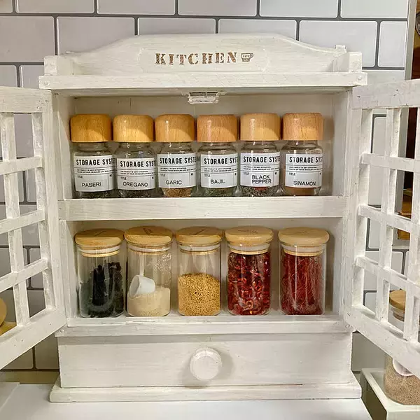 「毎日がちょっと楽しくなる♪100均でそろえる保存容器10選」の画像