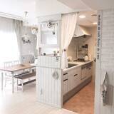 「万能カラーでつくる憧れ空間◎どんなインテリアにもハマるホワイトキッチン」の画像2