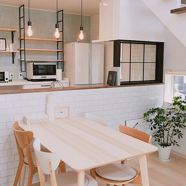 万能カラーでつくる憧れ空間◎どんなインテリアにもハマるホワイトキッチン