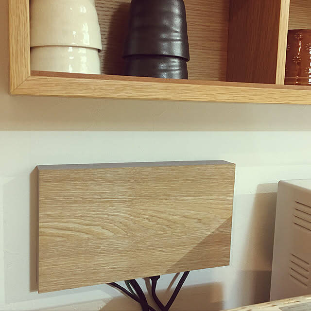 家電や電子機器がたくさんあってもすっきり片付く！コンセント周りの収納の工夫