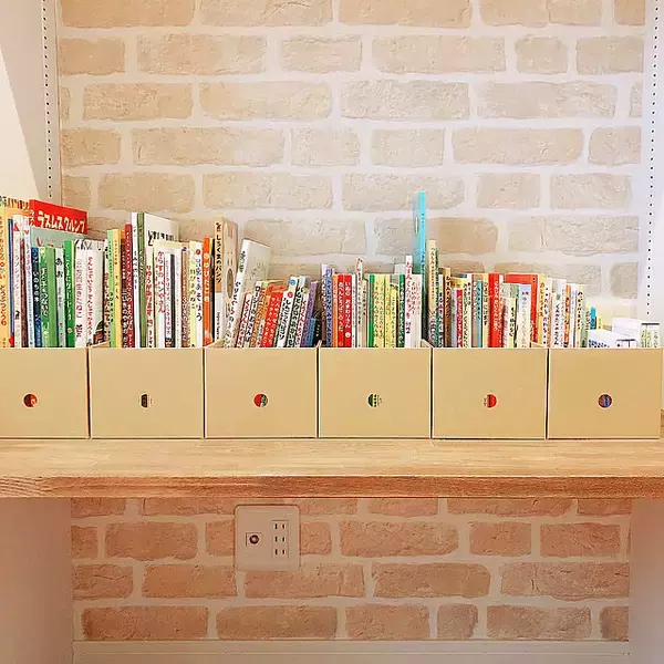 「片づけ上手さんの工夫満載♪真似したくなるファイルボックスを活用した収納実例」の画像