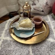 食事から収納まで幅広く使える！IKEAのトレーアイテムがある暮らし