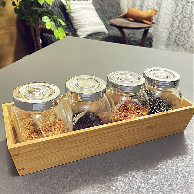 食事から収納まで幅広く使える！IKEAのトレーアイテムがある暮らし