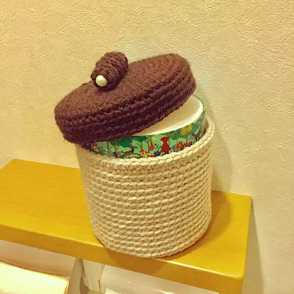「お部屋の中を優しい雰囲気にしてみませんか？毛糸を使ったDIYアイデア集」の画像