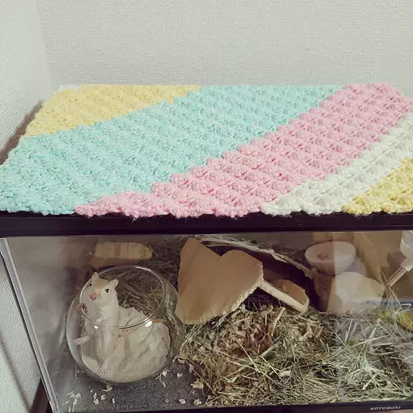 「お部屋の中を優しい雰囲気にしてみませんか？毛糸を使ったDIYアイデア集」の画像