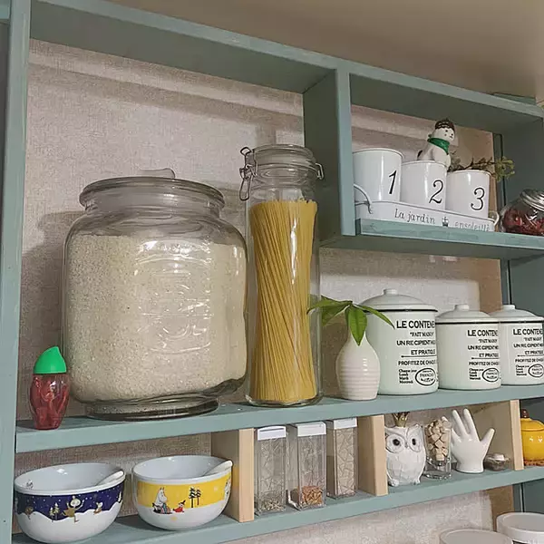 「毎日ラクに使える♪空間に馴染む米びつの置き方アイデア」の画像