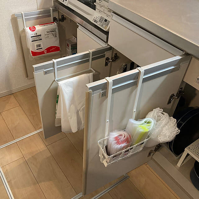 家事効率がアップする！キッチン下の収納アイデア10選