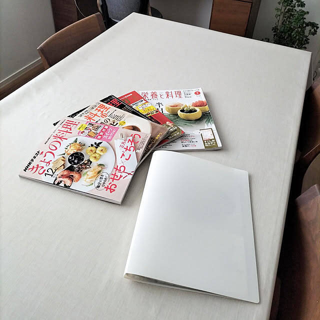 効率的な捨て活ですっきり整う！洋服や食器、本の減らし方のコツ10選