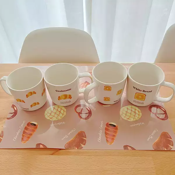 「プレートからマグカップまで♪デイリー使いにぴったりなダイソーの食器セレクション」の画像