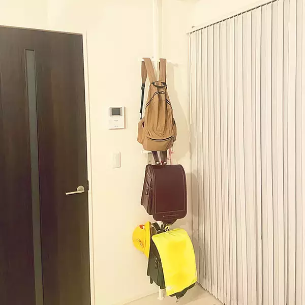 「【みんなが選んだ！】お部屋がすっきり片付く♪ランドセル置き場に活躍するアイテム5選」の画像