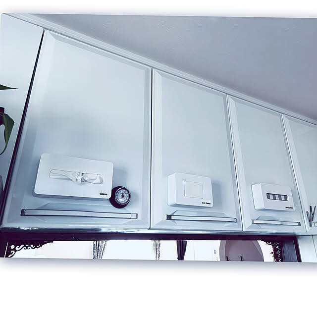 キッチンから玄関まで♪場所別に見る、マグネットアイテムを使って便利になった収納アイデア