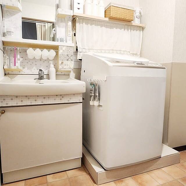 毎日使う場所を清潔に保つ。衛生的で見た目もすっきりな歯ブラシコップの置き方6選