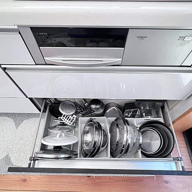 「清々しいカフェカウンターが主役。収納の工夫とDIYで形にする、動線まで美しいキッチン」 by mamyuさん