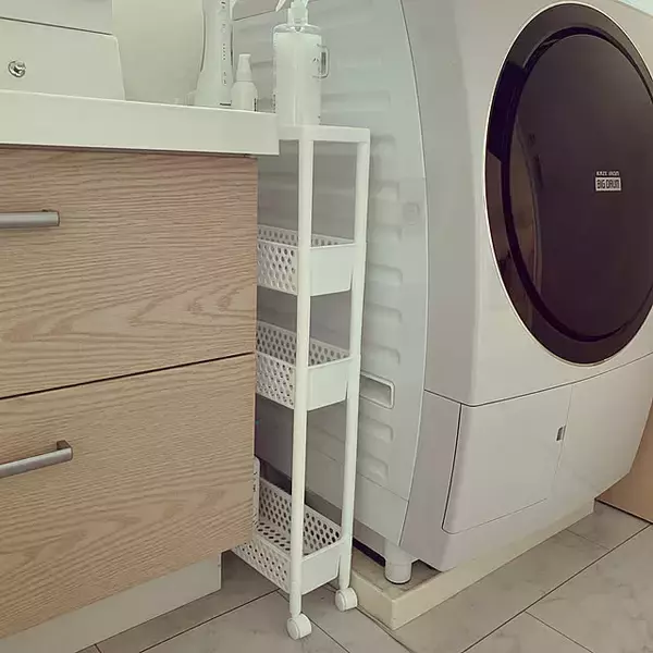 「コロコロ動かせるのがやっぱり楽ちん♪ダイソーのキャスターアイテムを使った整理収納」の画像