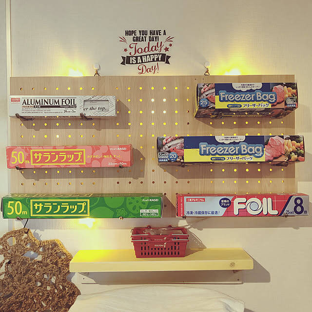 取り出しやすく、かさばらない☆すっきり片付くジッパーバッグの収納方法