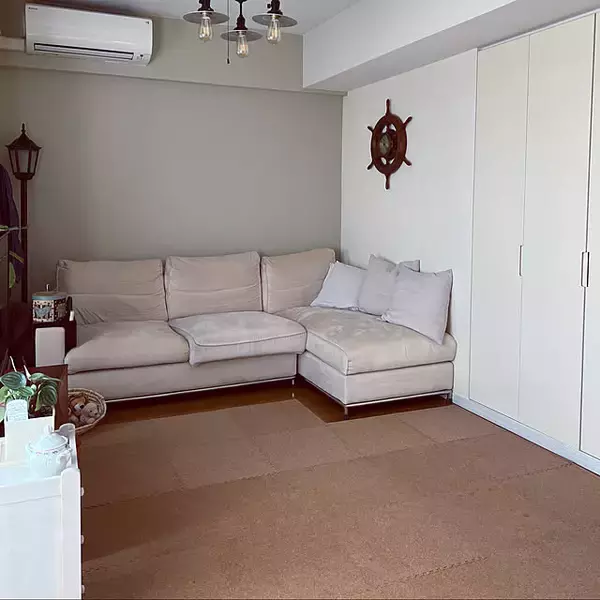 「敷くだけでもっと快適になる！家族みんなにやさしい、コルクマットの活用アイデア6選」の画像