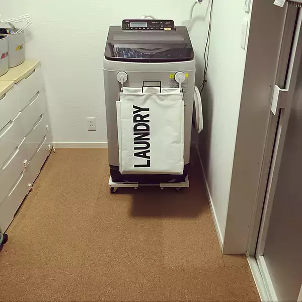 「敷くだけでもっと快適になる！家族みんなにやさしい、コルクマットの活用アイデア6選」の画像