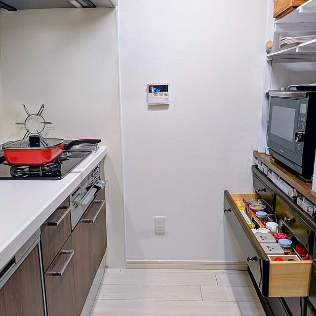 使い勝手と美しさを両立！自分らしいキッチン背面収納の作り方