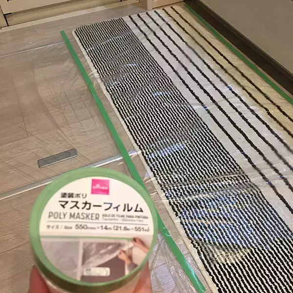 「汚れを防いで小まめに掃除！キッチンの床をきれいに保つ工夫」の画像