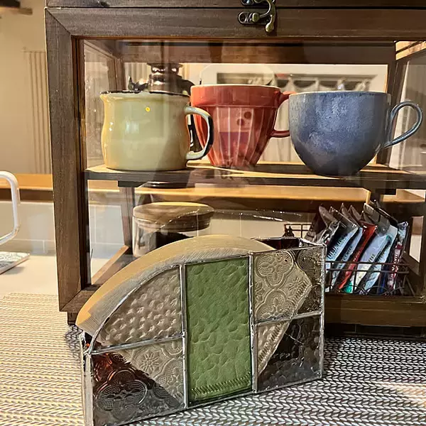 「コーヒー好きさん必見！既製品＆手作りグッズを使ったコーヒーフィルター収納アイデア」の画像