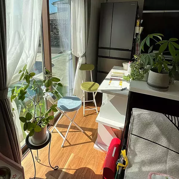 「スペースを広げて作業をスムーズに！いろいろな作業台の実例をご紹介」の画像