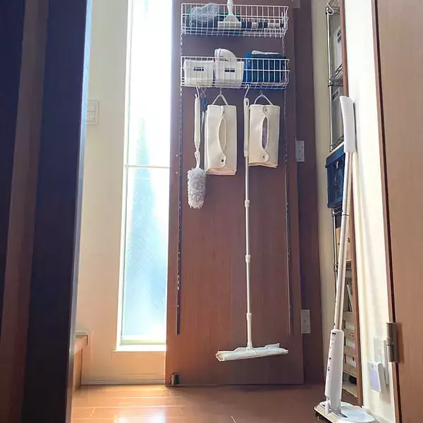 「詰め込むだけはもう卒業！出し入れしやすく使いこなす納戸収納のアイデア」の画像