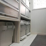 「詰め込むだけはもう卒業！出し入れしやすく使いこなす納戸収納のアイデア」の画像7