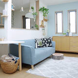 「自然を感じるさわやかさ！癒しの水色が主役のコーディネート10選」の画像9