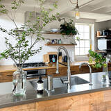 「ハンサムなデザインに魅了される。Aesopのアイテムがある上質な空間」の画像5