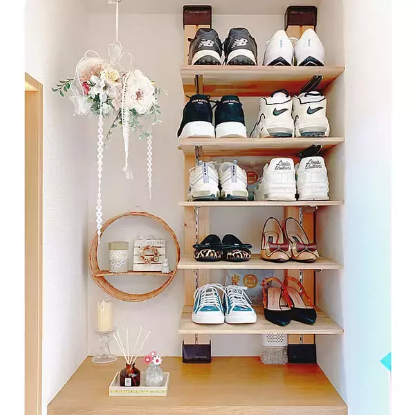 「壁面や隙間の活用アイデアが盛りだくさん！快適な玄関を叶える収納アイデア10選」の画像