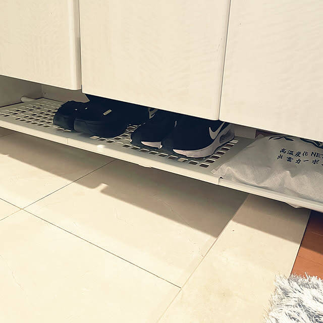 壁面や隙間の活用アイデアが盛りだくさん！快適な玄関を叶える収納アイデア10選